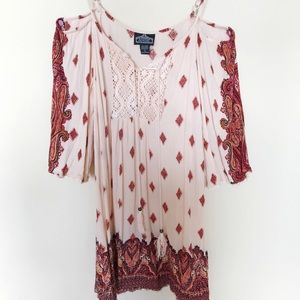 Bohemian off-the-shoulder Dress