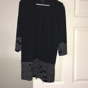 Ladies lightweight three-quarter sleeve jacket