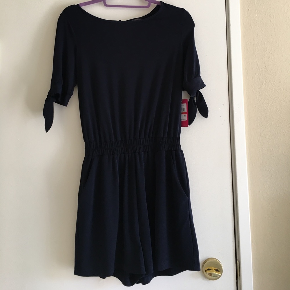 Vince Camuto Romper NWT XS