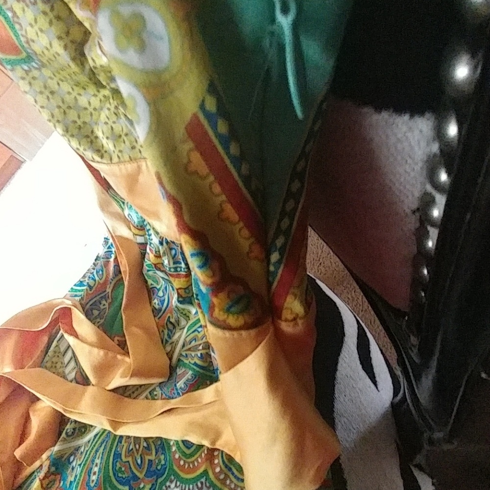 Dress - Picture 2 of 3