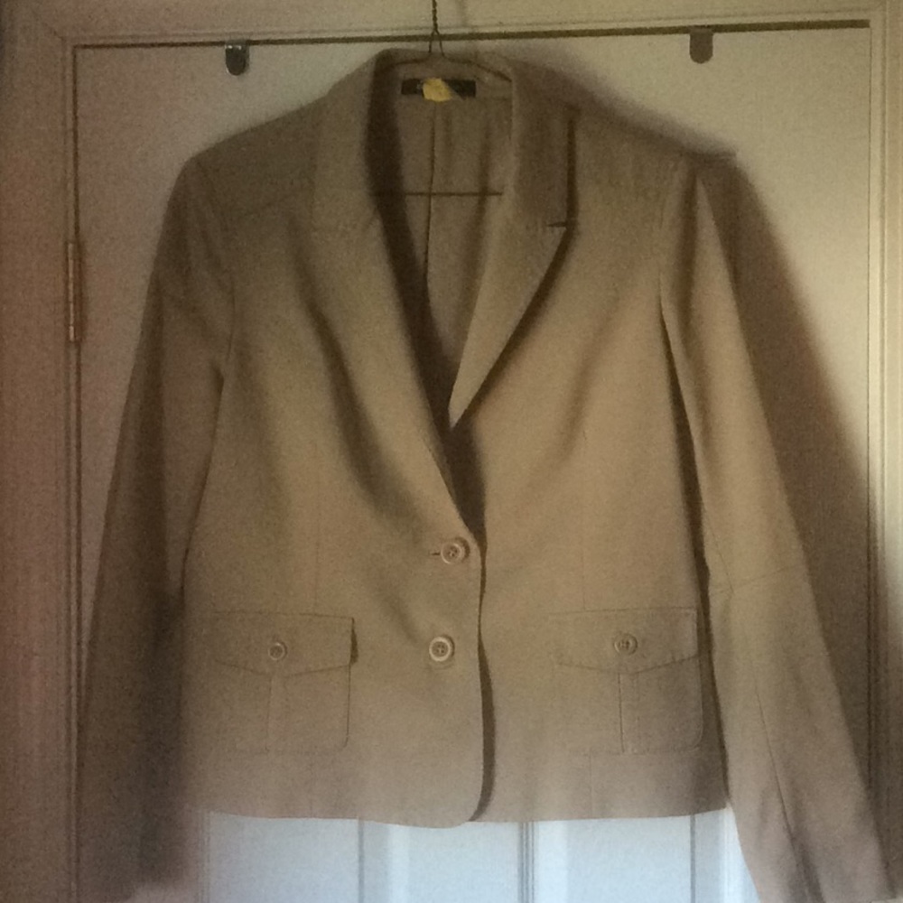 Ellen Tracy Button Blazer