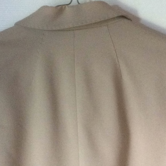 Ellen Tracy Button Blazer - Picture 7 of 8