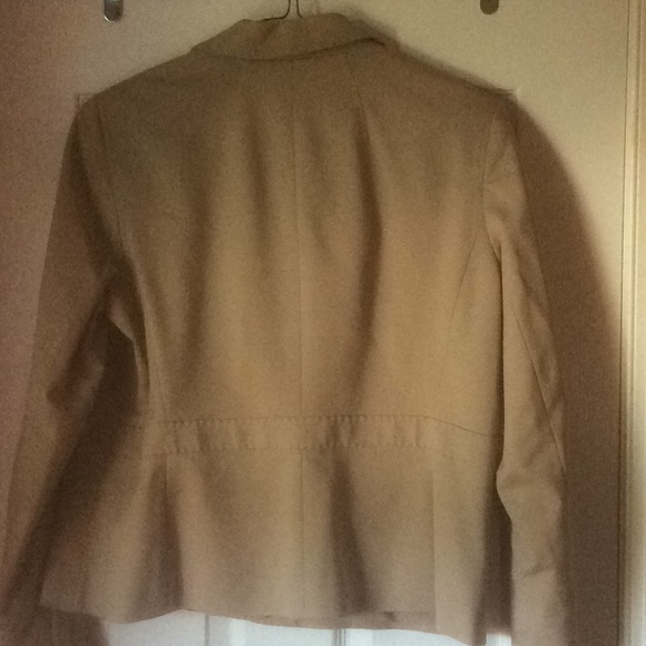 Ellen Tracy Button Blazer - Picture 8 of 8