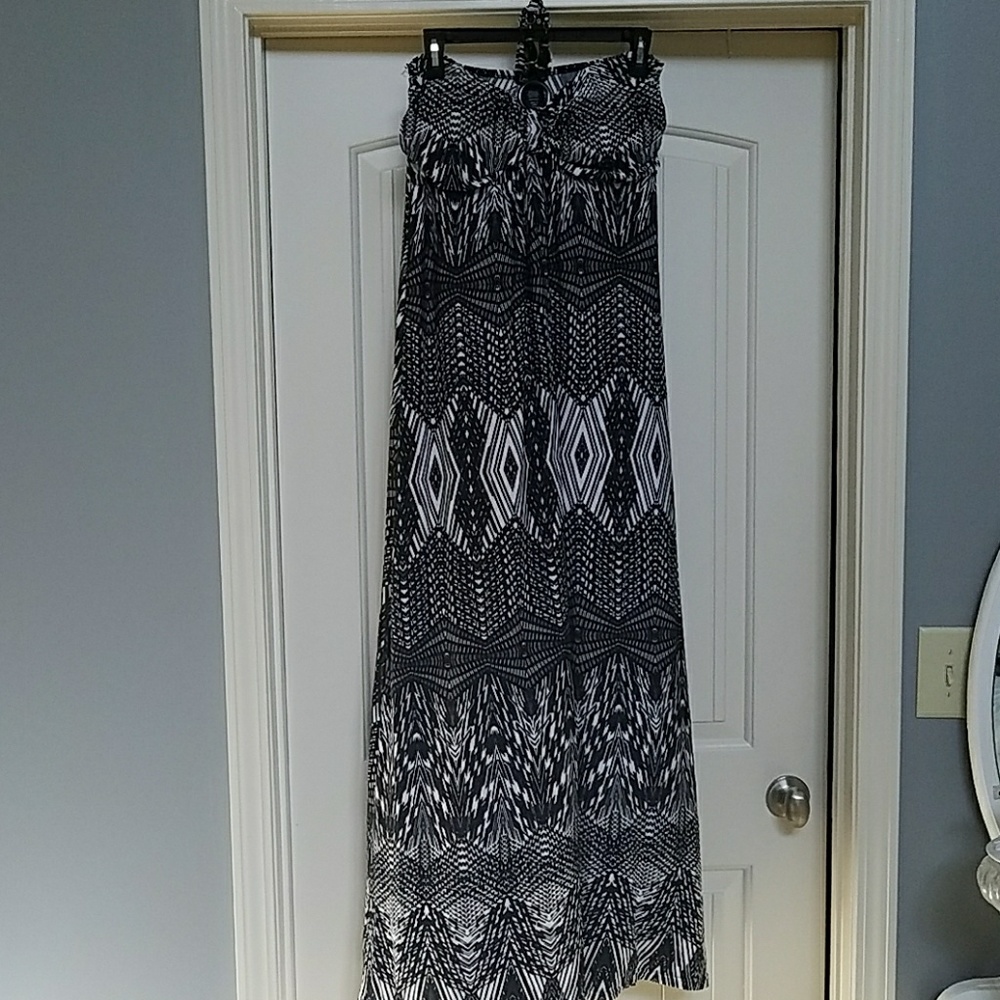 Black and white maxi dress