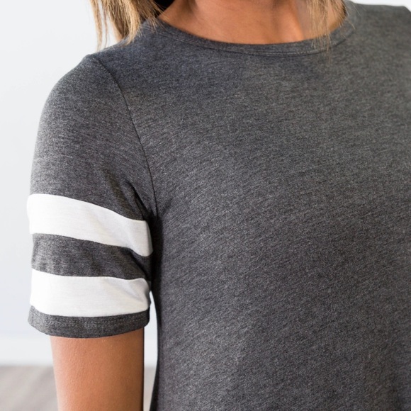 Dress - Picture 4 of 4