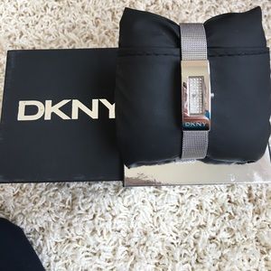 DKNY WATCH