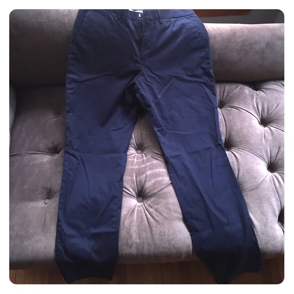 Too Small - Picture 1 of 1