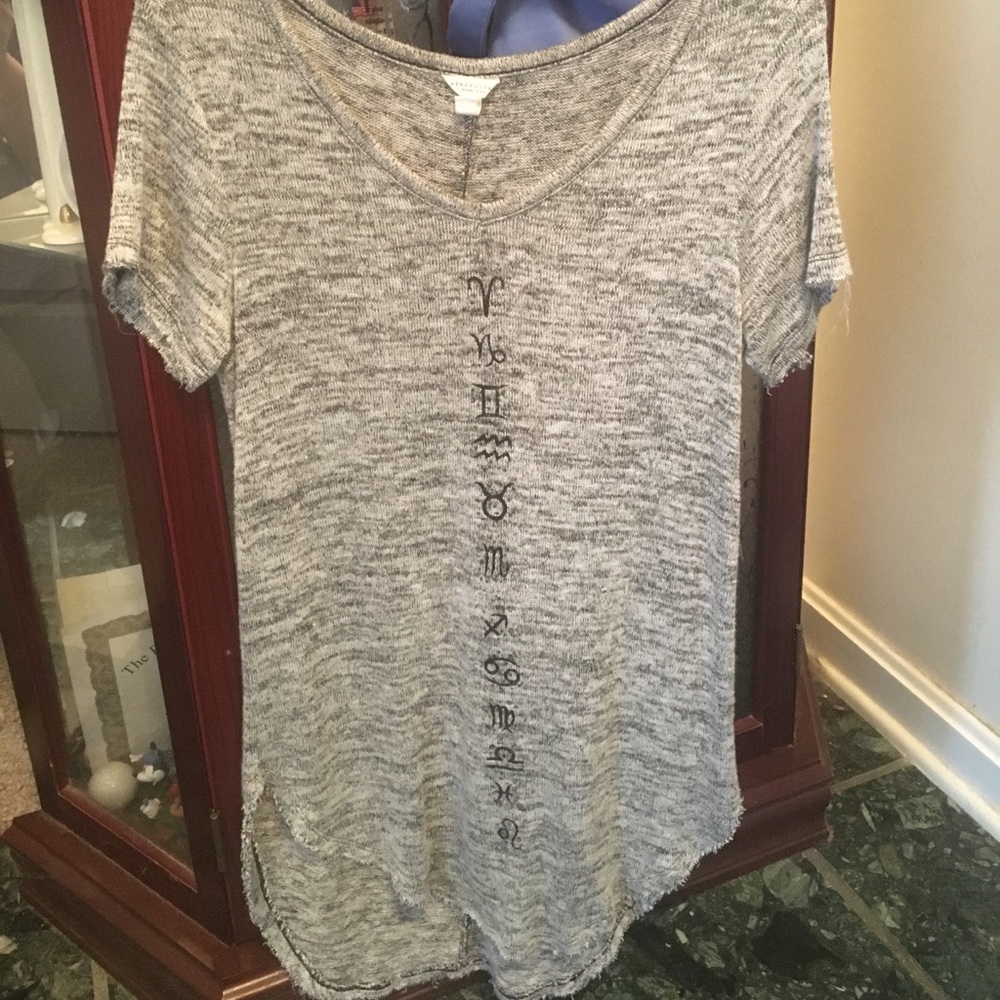 Zodiac Knitted Shirt. Size XS