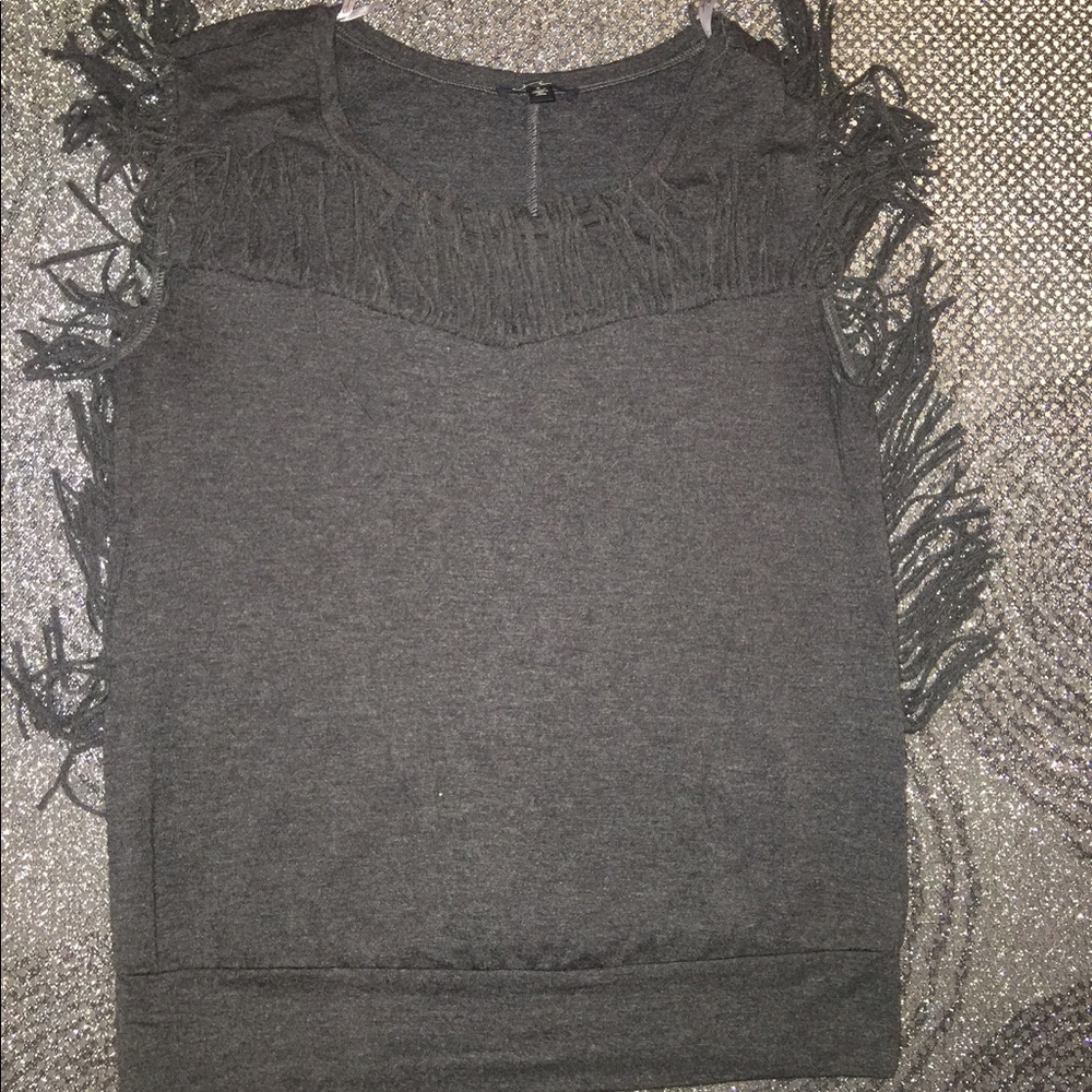 Jessica Simpson shirt