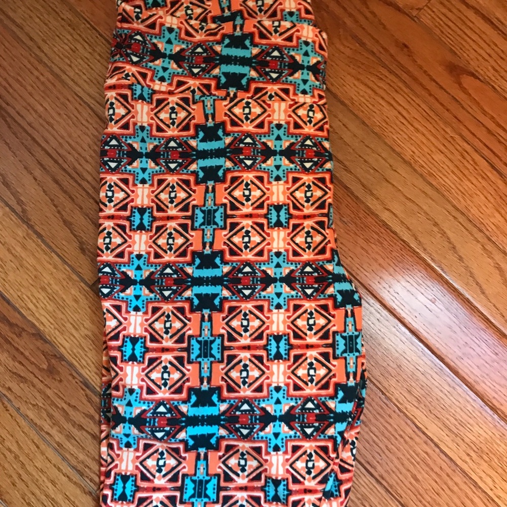 New Tc Lularoe leggings