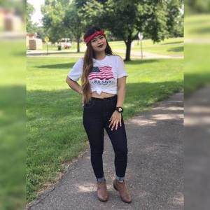 Meet your Posher, Sheena