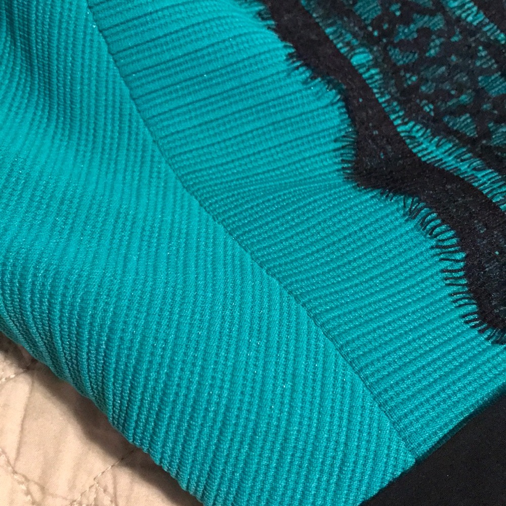⚠️CLOSET CLOSED ⚠️ - Picture 8 of 8
