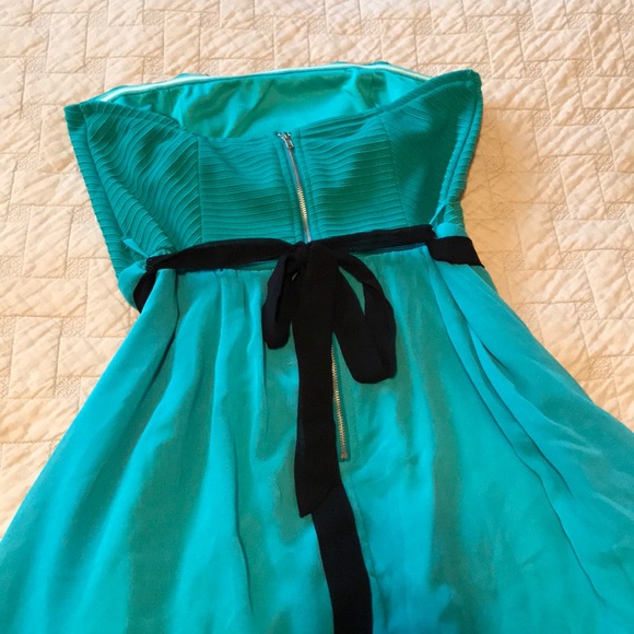 ⚠️CLOSET CLOSED ⚠️ - Picture 4 of 8