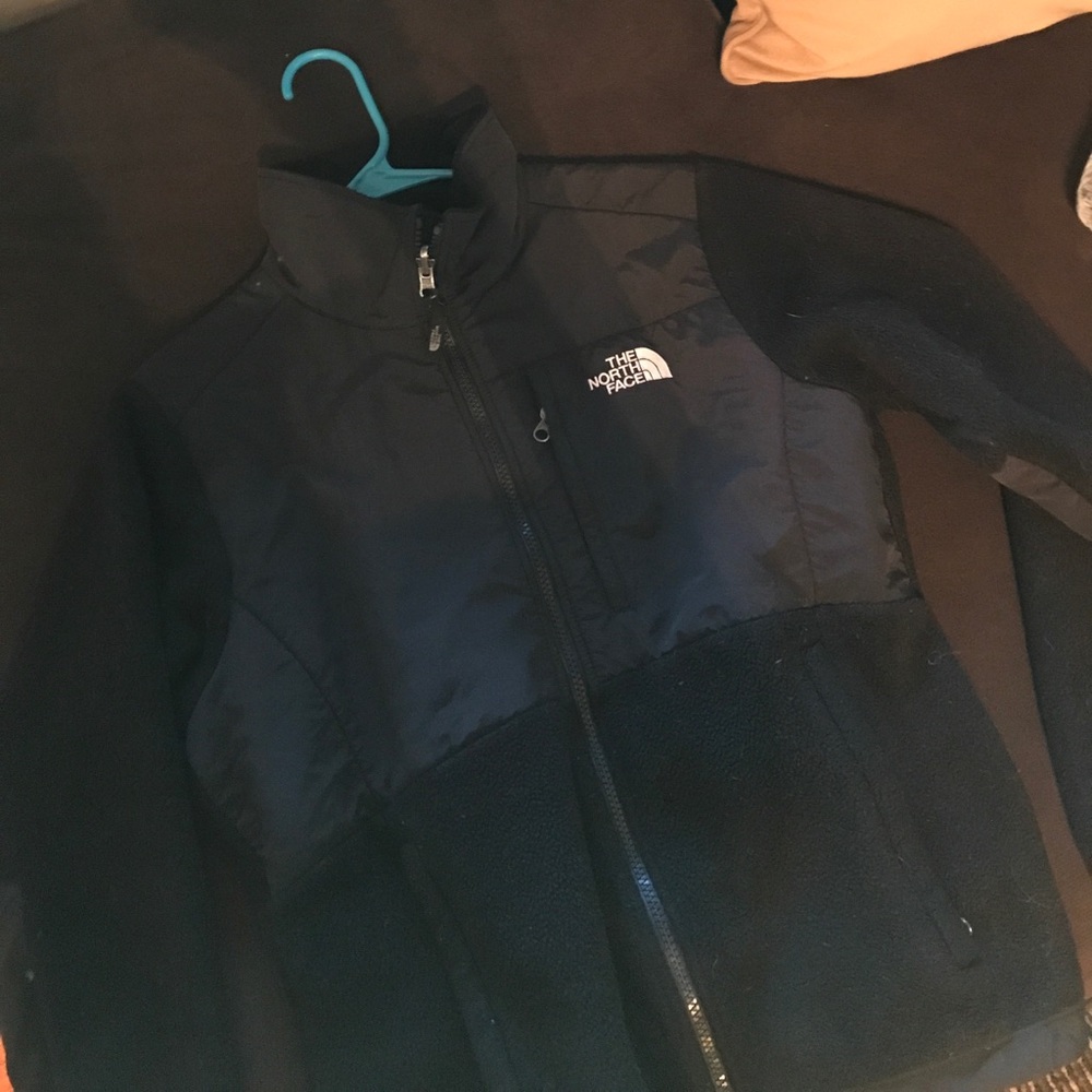 The North Face • Classic Black • Size Small
