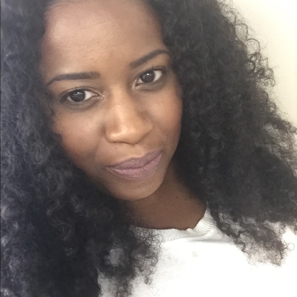 Meet your Posher, Sade - Picture 2 of 5