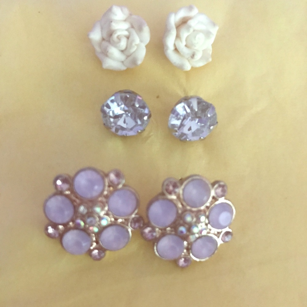 🌟BEAUTIFUL EARRING SET!🌟