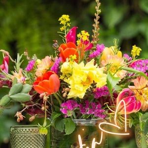 Meet your Posher, Val