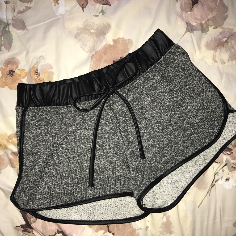 Gray shorts with leather trimming and top
