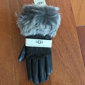 UGG touchscreen gloves