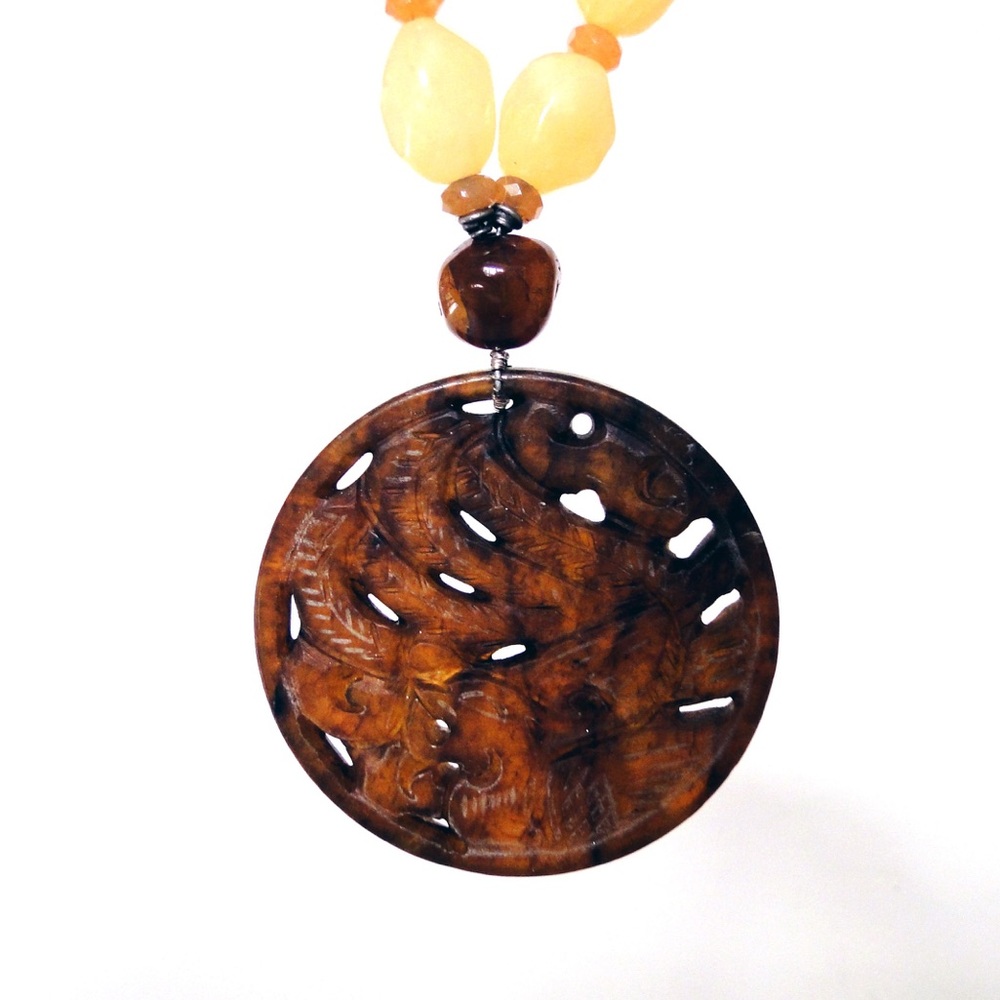 Statement necklace/choker. Earth tones.