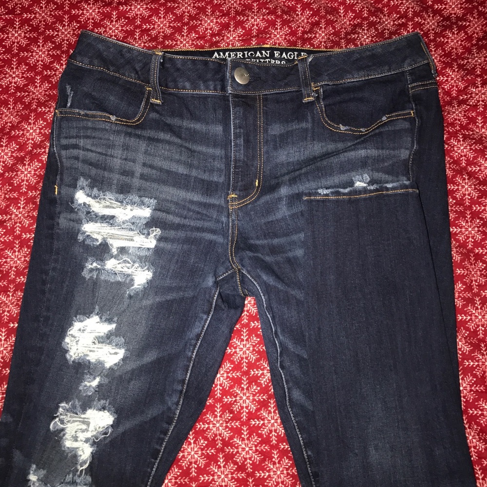 American Eagle distressed jeans