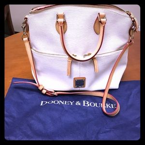 Dooney & Bourke