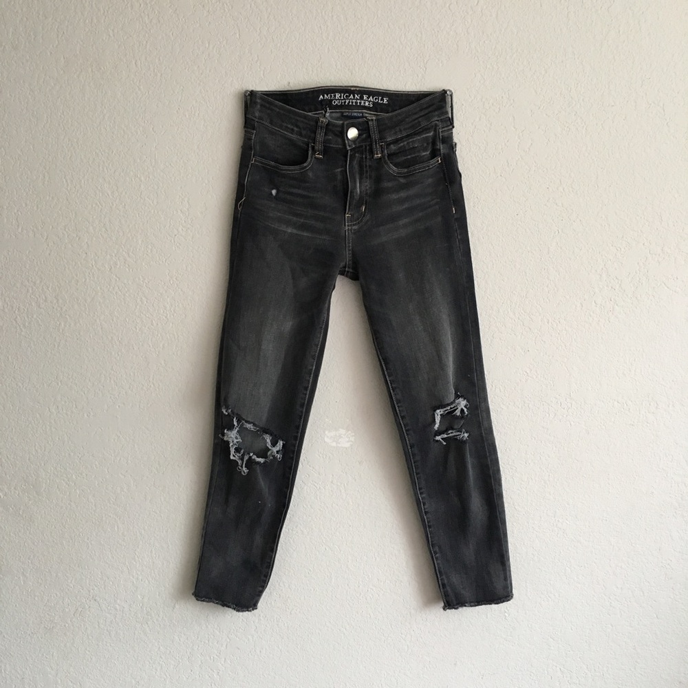 Distressed American Eagle Cropped Jegging