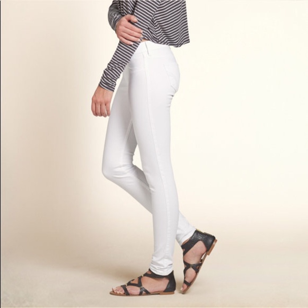 Hollister White Skinny Jeans