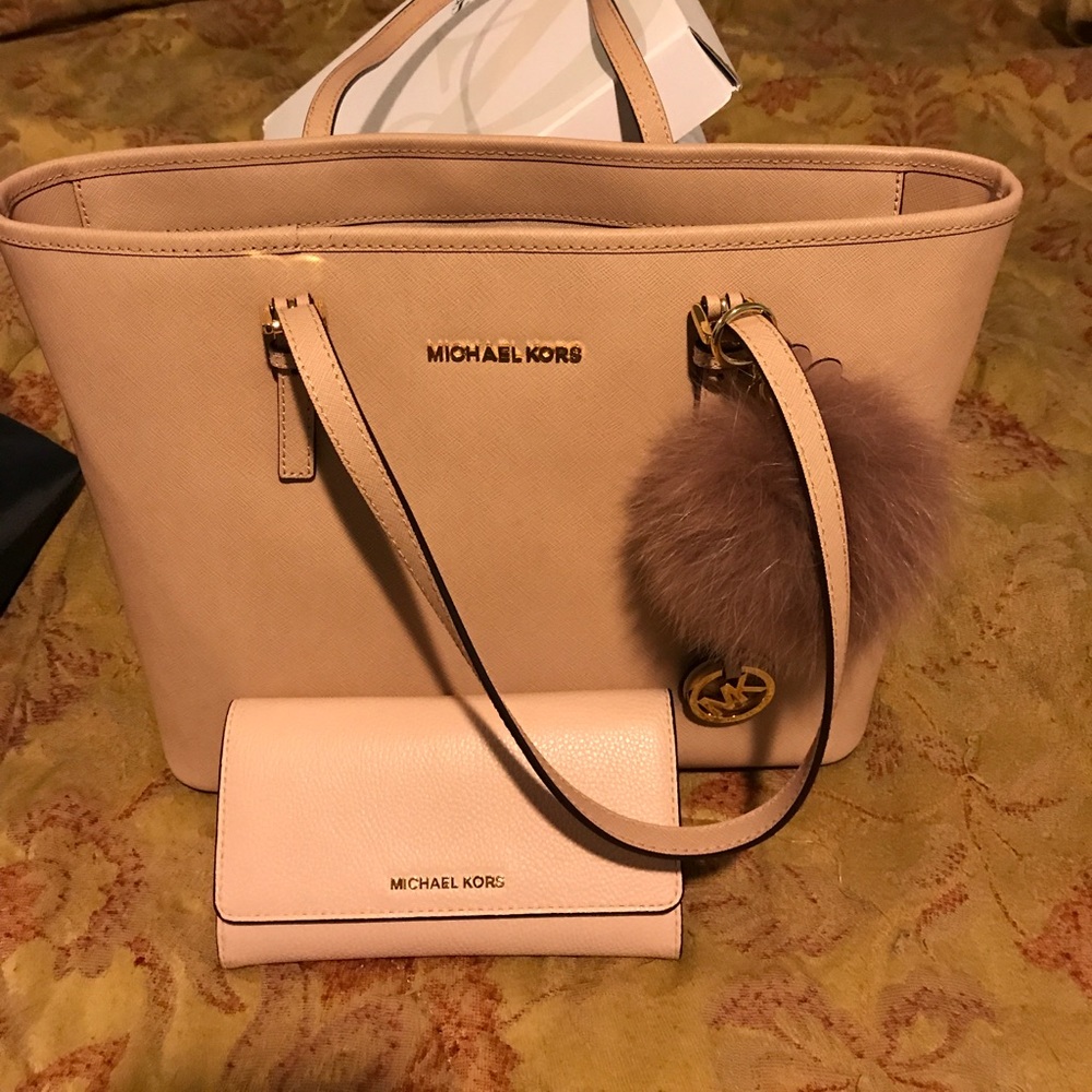 Authentic Michael Kors set