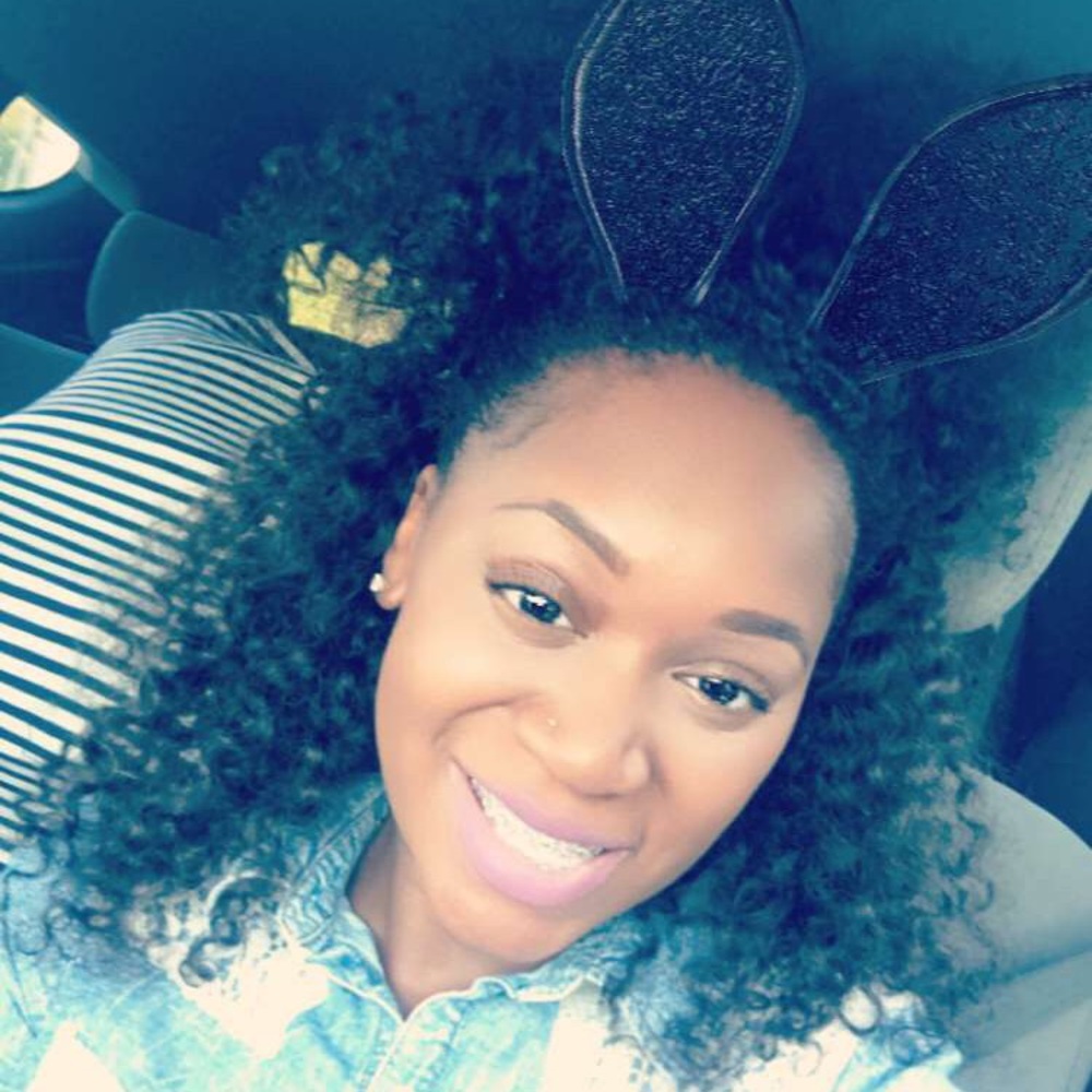 Meet your Posher, Kelly