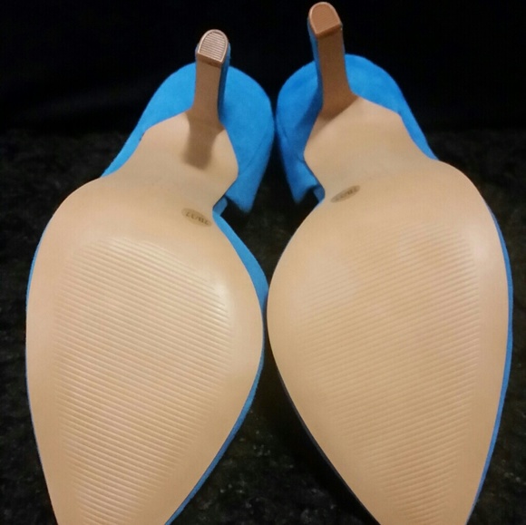 NEW BCBG Paris Jaze Maui Blue - Picture 4 of 5