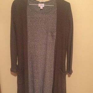 Lularoe xs Carly and Sarah outfit