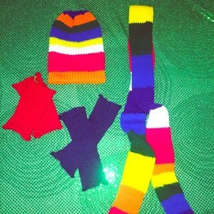 Hat, scarf and fingerless gloves set