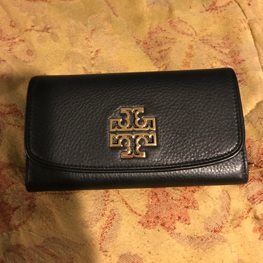 Authentic Tory Burch Wallet