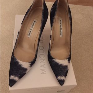 Manolo blahnik bb pump in white/black velvet