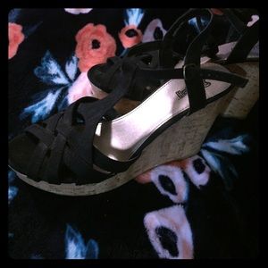 Black wedge heels