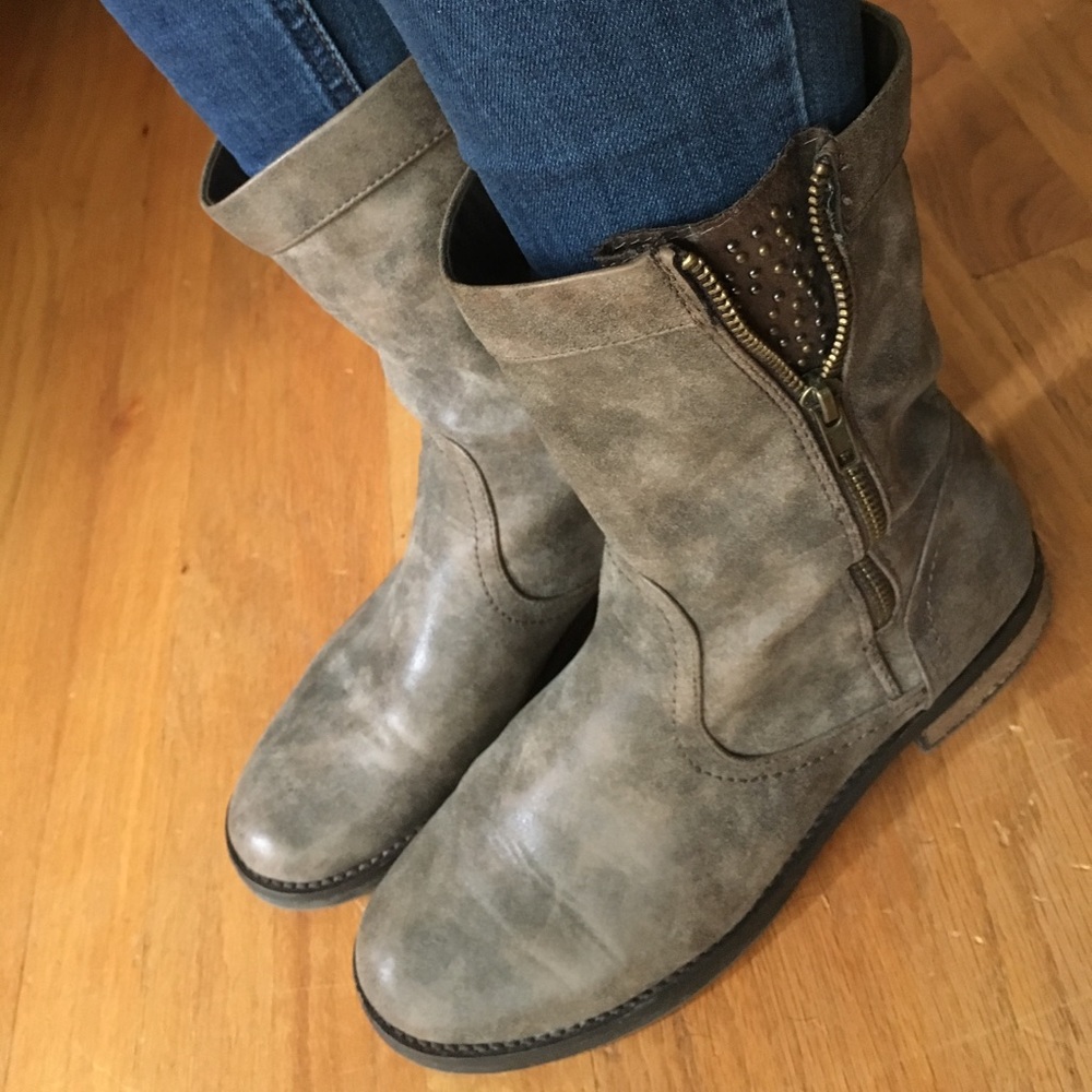 Boots