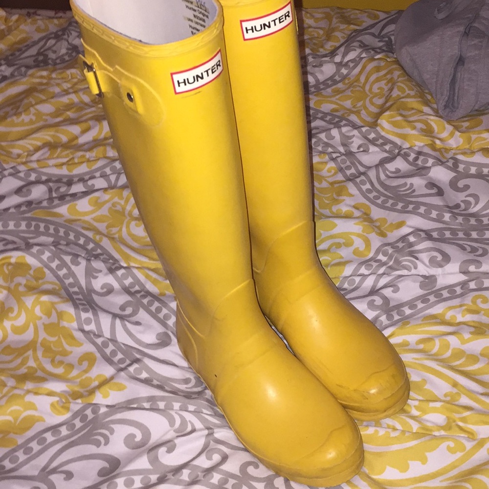 Not for sale yellow Hunters!