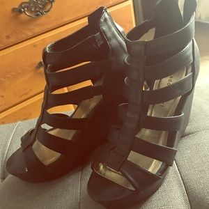 Madden Girl Wedges