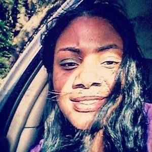 Meet your Posher, Connie