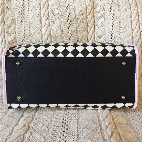 Betsey Johnson harlequin check weekender duffel - Picture 7 of 7