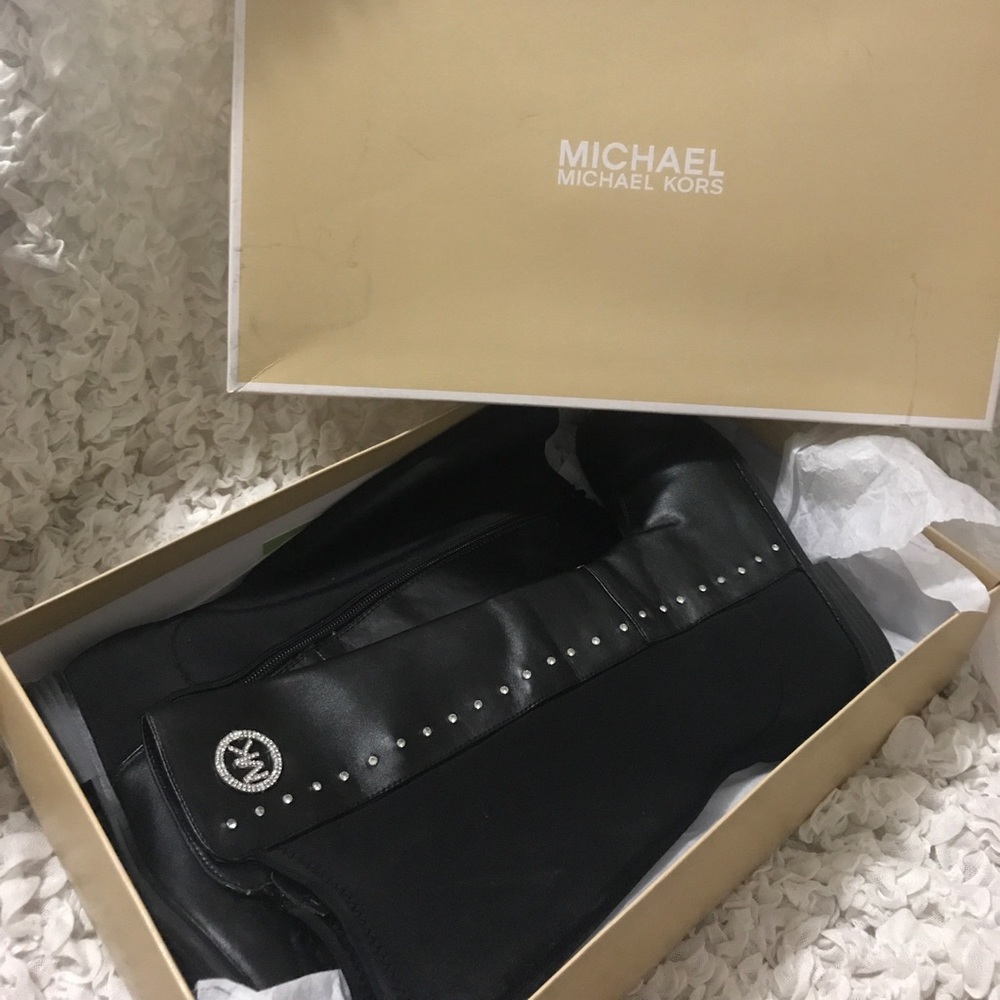 MK Black Boots