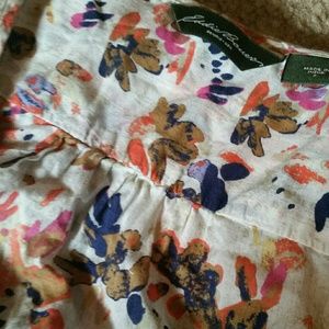 Hardly worn! Eddie Bauer floral tank