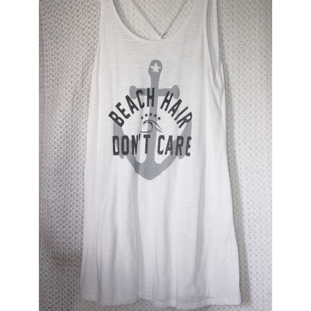 White Tank Top ⚪️ "Beach hair don't care"