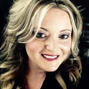 Meet your Posher, Keri