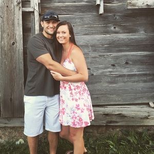 Meet your Posher, Cara