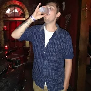 Meet your Posher, Brandon