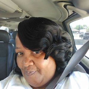 Meet your Posher, Vivian