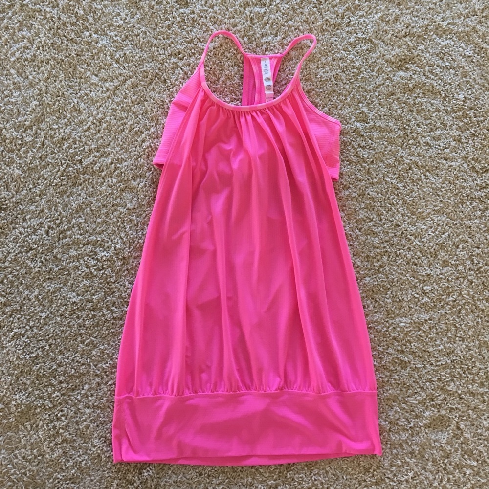 Lululemon tank size 8