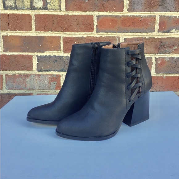 Cato Shoes - Cato black chunky heel booties